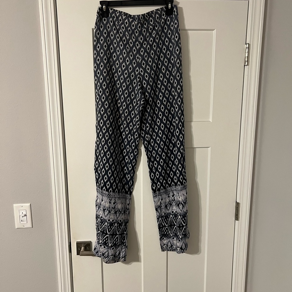 Patterned Pants - Picture 6 of 7